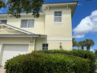 2530 Creekside Dr, Fort Pierce, FL 34981