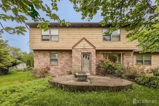 170 Jordan Rd, Colonia, NJ 07067