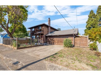 316 Quincy Ave, Cottage Grove, OR 97424