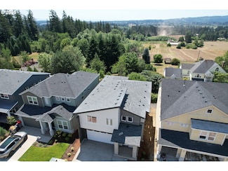 15192 SW Huntwood St, Portland, OR 97224