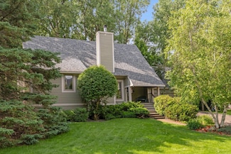 15795 Quebec Cir, Eden Prairie, MN 55346