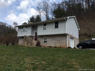 7550 State Highway 197 N, Green Mountain, NC 28740