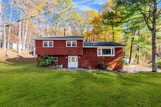 35 Mendes Rd, Danbury, CT 06811