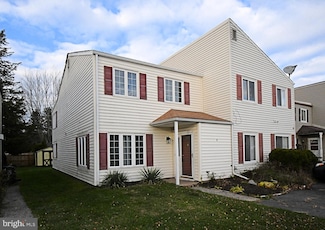 8 Pennington Ln, Quakertown, PA 18951