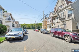 150 Martin St, Paterson, NJ 07501