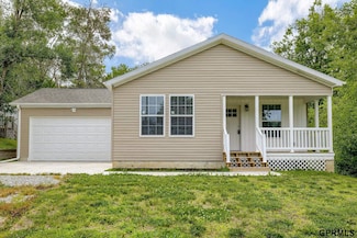2507 Murray Rd, Plattsmouth, NE 68048