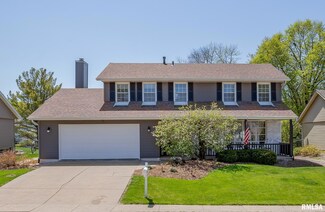 1117 W 58th St, Davenport, IA 52806