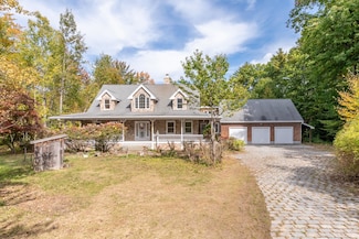 155 Long Point Rd, Moultonborough, NH 03254