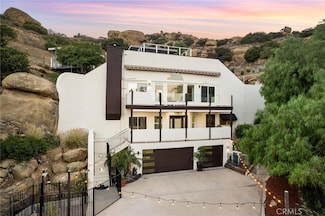 22870 Trigger St, Chatsworth, CA 91311