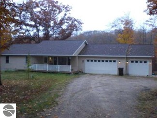 1328 Blackford Blvd, Interlochen, MI 49643