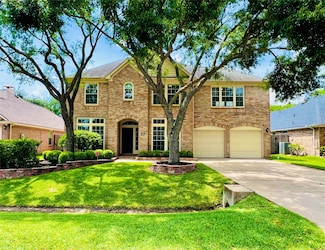 22 Crestview Trail, Houston, TX 77082