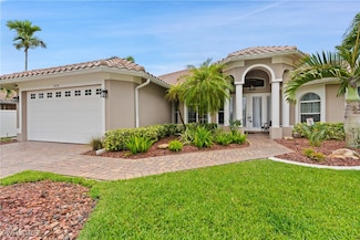 820 SE 43rd St, Cape Coral, FL 33904