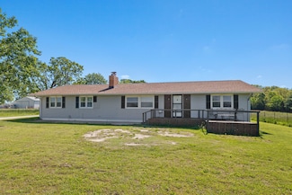 5680 N Farm Road 215, Strafford, MO 65757