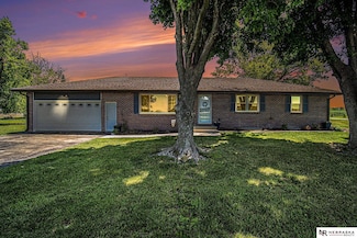 9700 N 148th St, Waverly, NE 68462