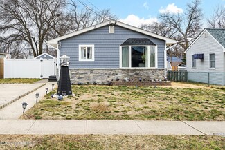 868 S Concourse, Keyport, NJ 07735