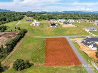 107 Double Knob Rd Unit 67, Mills River, NC 28759