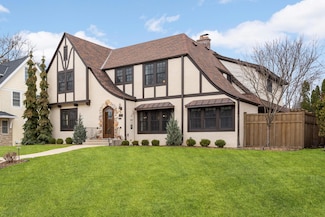 4404 Sunnyside Rd, Edina, MN 55424