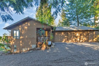 26506 NW Circle Dr, Poulsbo, WA 98370