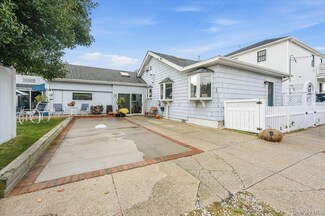 1 Bellmore Ave, Point Lookout, NY 11569