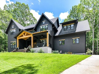 167 Greenbay Rd, Mooresville, NC 28117