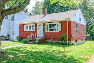 213 Mussey St, South Portland, ME 04106