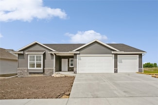 1417 Echo Ridge Ln, Marion, IA 52302