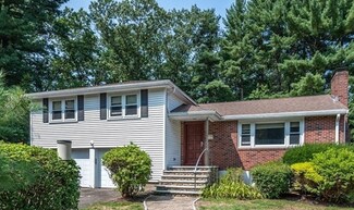 131 Wayne Rd, Newton Center, MA 02459
