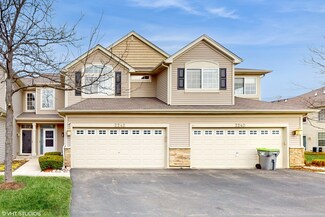 2242 Gallant Fox Cir Unit 403, Montgomery, IL 60538