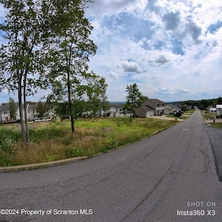 Lot 39 Williamsburg Ln, Scranton, PA 18504