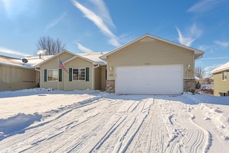 414 Waterwheel Dr, Dundas, MN 55019