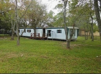118 Cotton St, Freeport, TX 77541