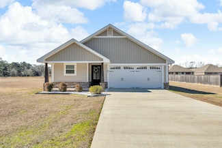 17 Westhaven Dr, Hattiesburg, MS 39402