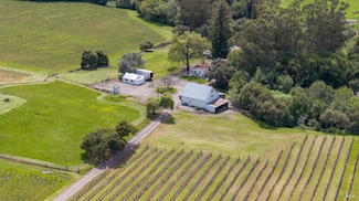 1285 Henry Rd, Napa, CA 94559