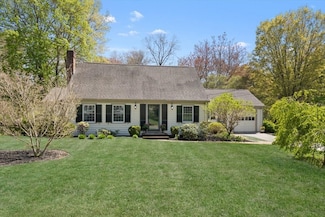 16 Puritan Rd, Hingham, MA 02043