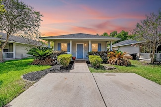 3335 Angel Ln, Houston, TX 77045