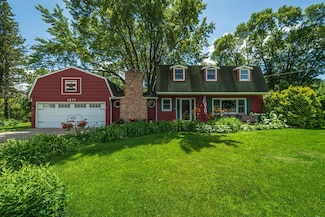1271 Southview Dr, Hastings, MN 55033