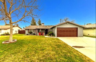 419 San Jose Ave, Clovis, CA 93612