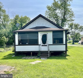 144 Josephine Ave, Bedford, PA 15522