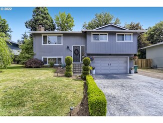 490 SW 4th St, Gresham, OR 97080