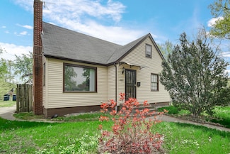 565 Porter St, Gary, IN 46406