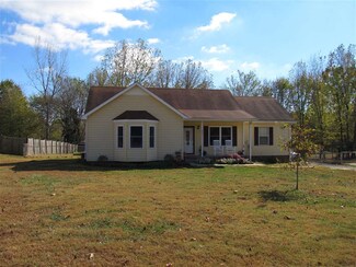 2741 Lylewood Rd, Woodlawn, TN 37191