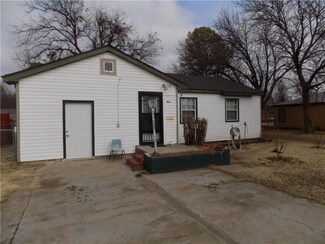923 N Sunset Dr, Anadarko, OK 73005