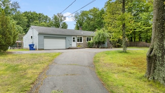 1704 Hill St, Suffield, CT 06078