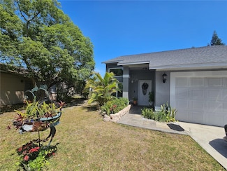 2403 Paradise Dr, Kissimmee, FL 34741