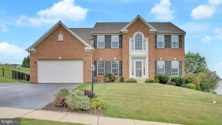 2540 Codorus Ln, Spring Grove, PA 17362