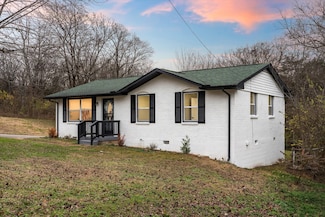 2589 Bethwood Dr, Nashville, TN 37207