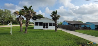 101 E Saint Louis Ave, Seadrift, TX 77983