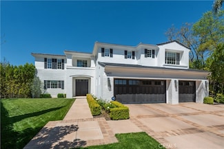 23477 Palm Dr, Calabasas, CA 91302