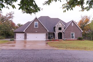 4515 W 93rd St S, Tulsa, OK 74132