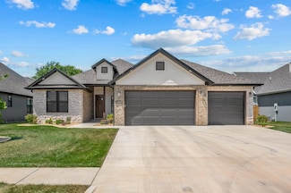 4855 S Aaron Ave, Springfield, MO 65810